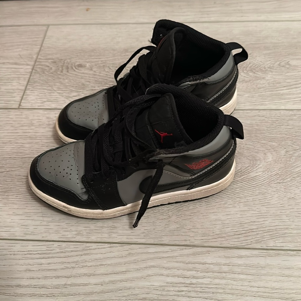 Black gray Nike sneakers size 1Y